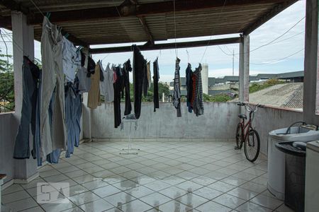 Lavanderia de kitnet/studio para alugar com 1 quarto, 17m² em Parque das Paineiras, São Paulo