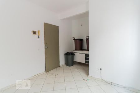 Stúdio de kitnet/studio para alugar com 1 quarto, 15m² em Parque das Paineiras, São Paulo