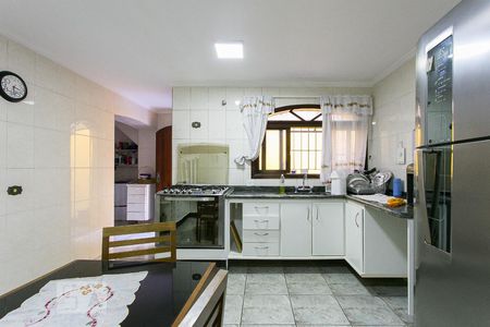 Casa à venda com 300m², 4 quartos e 4 vagasCozinha