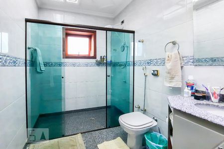 Casa à venda com 561m², 5 quartos e 4 vagasBanheiro Social