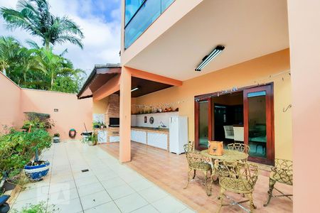 Casa à venda com 561m², 5 quartos e 4 vagasÁrea Gourmet