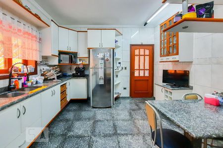 Casa à venda com 561m², 5 quartos e 4 vagasCozinha