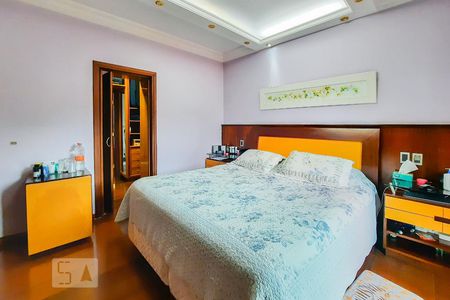 Casa à venda com 561m², 5 quartos e 4 vagasSuíte 2