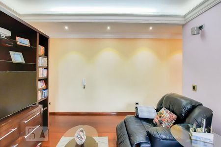 Casa à venda com 561m², 5 quartos e 4 vagasSala de TV