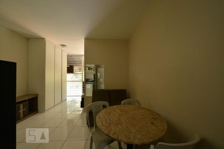 Sala de apartamento para alugar com 1 quarto, 32m² em Comércio Local Norte 204, Brasília