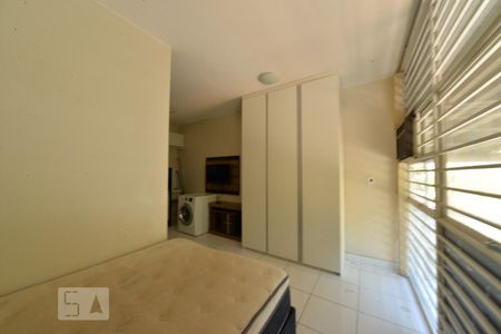 Quarto de apartamento para alugar com 1 quarto, 32m² em Comércio Local Norte 204, Brasília