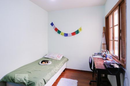 Casa para alugar com 155m², 3 quartos e 3 vagasQuarto 2