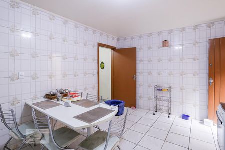 Casa para alugar com 155m², 3 quartos e 3 vagasCozinha