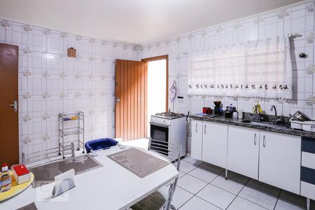 Casa para alugar com 155m², 3 quartos e 3 vagasCozinha
