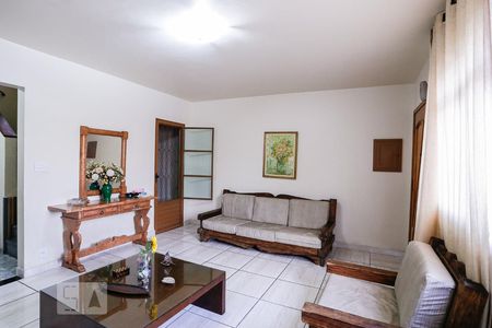 Sala de casa para alugar com 3 quartos, 155m² em Vila Romana, São Paulo