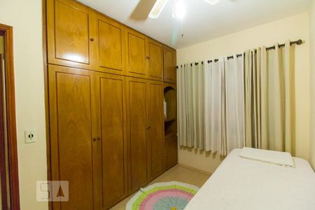 Quarto 2 de casa para alugar com 3 quartos, 152m² em Parque Peruche, São Paulo