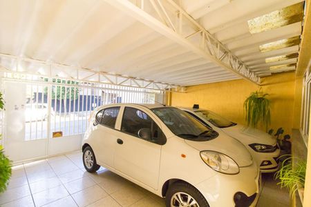 Casa à venda com 152m², 3 quartos e 2 vagas Casa à venda com 152m², 3 quartos e 2 vagasGaragem