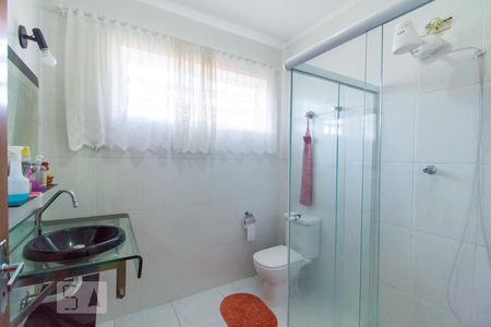 Casa à venda com 152m², 3 quartos e 2 vagas Casa à venda com 152m², 3 quartos e 2 vagasBanheiro