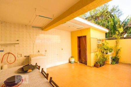 Casa à venda com 152m², 3 quartos e 2 vagas Casa à venda com 152m², 3 quartos e 2 vagasÁrea de Serviço