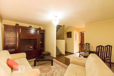 Sala de casa à venda com 3 quartos, 152m² em Parque Peruche, São Paulo