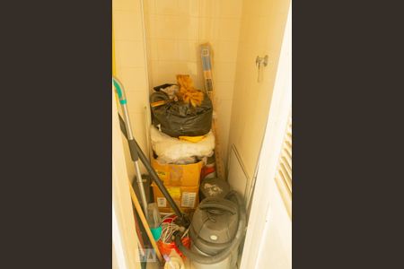 Apartamento para alugar com 80m², 2 quartos e 1 vaga Apartamento para alugar com 80m², 2 quartos e 1 vagabanheiro de serviço