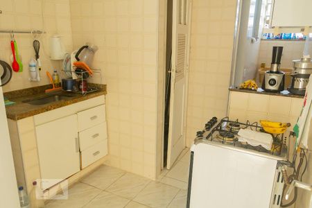 cozinha de apartamento para alugar com 2 quartos, 80m² em Maracanã, Rio de Janeiro