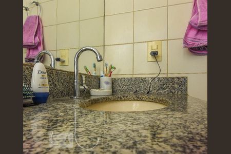 Apartamento à venda com 200m², 3 quartos e 3 vagasTorneira Banheiro Social