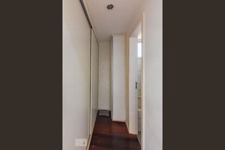 Apartamento à venda com 200m², 3 quartos e 3 vagasCloset Quarto 1 Suíte