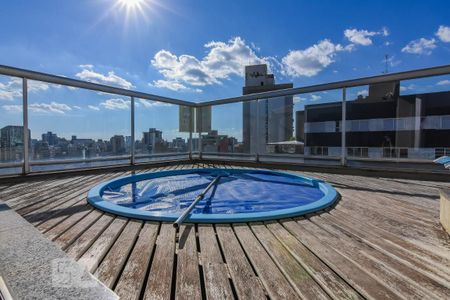 Apartamento à venda com 200m², 3 quartos e 3 vagasPiscina Cobertura