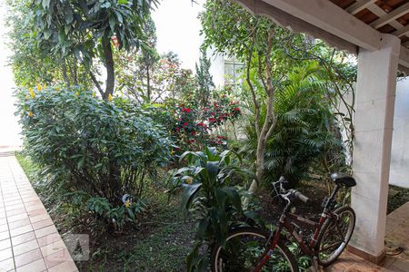 Casa à venda com 279m², 4 quartos e 4 vagasQuintal