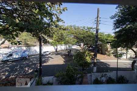 Casa à venda com 279m², 4 quartos e 4 vagasVista