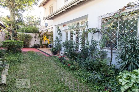 Casa à venda com 279m², 4 quartos e 4 vagasJardim