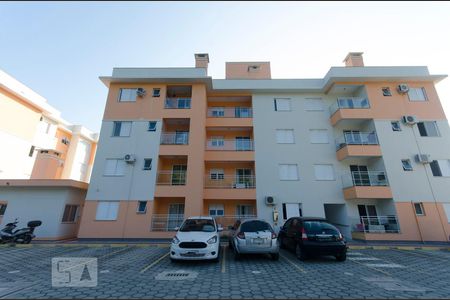 Apartamento para alugar com 60m², 2 quartos e 1 vagaFachada do bloco