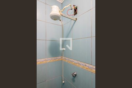 Banheiro de apartamento à venda com 2 quartos, 62m² em Vila Nova, Porto Alegre