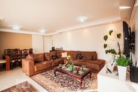 Apartamento à venda com 160m², 4 quartos e 2 vagasSala