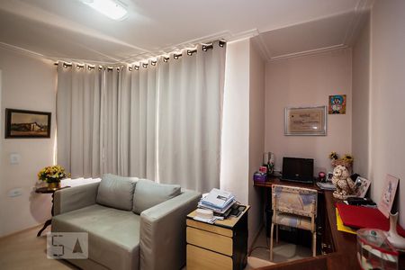 Apartamento à venda com 160m², 4 quartos e 2 vagasSaleta