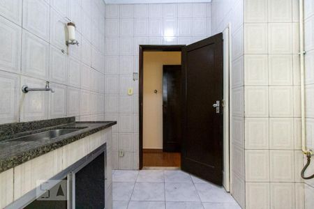 Apartamento para alugar com 98m², 3 quartos e sem vagaCozinha