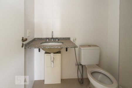 Apartamento à venda com 74m², 2 quartos e 1 vagaBanheiro Social