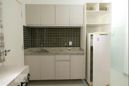 Sala/Cozinha de kitnet/studio para alugar com 1 quarto, 28m² em Mooca, São Paulo