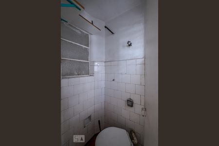 Apartamento para alugar com 60m², 2 quartos e sem vagaBanheiro de Serviço