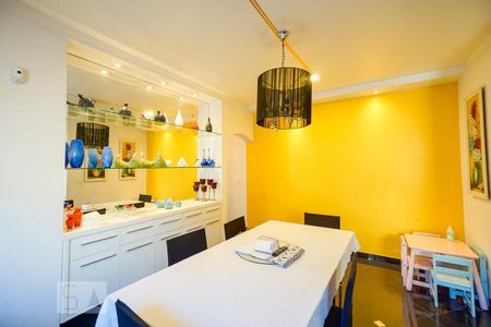 Casa à venda com 220m², 3 quartos e 5 vagasCozinha