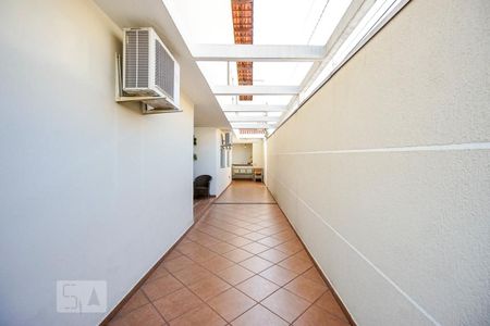 Casa à venda com 220m², 3 quartos e 5 vagasQuintal