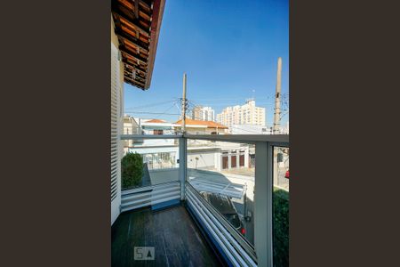 Casa à venda com 220m², 3 quartos e 5 vagasVaranda suíte 03