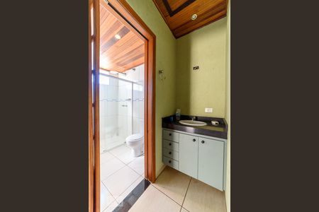 Casa à venda com 530m², 2 quartos e 1 vaga Casa à venda com 530m², 2 quartos e 1 vagaBanheiro da Suíte