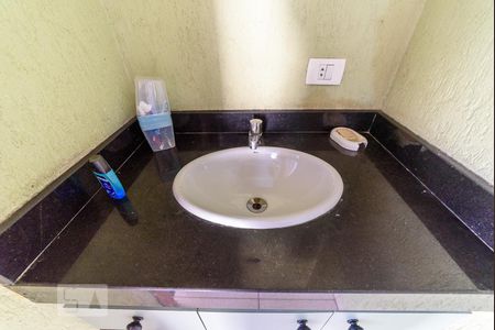 Casa à venda com 530m², 2 quartos e 1 vaga Casa à venda com 530m², 2 quartos e 1 vagaBanheiro da Suíte - Pia