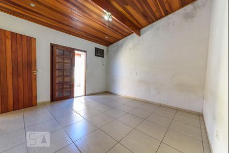 Casa à venda com 530m², 2 quartos e 1 vaga Casa à venda com 530m², 2 quartos e 1 vagaSuíte