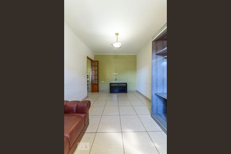 Casa à venda com 530m², 2 quartos e 1 vaga Casa à venda com 530m², 2 quartos e 1 vagaQuarto