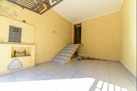 Casa à venda com 530m², 2 quartos e 1 vaga Casa à venda com 530m², 2 quartos e 1 vagaGaragem