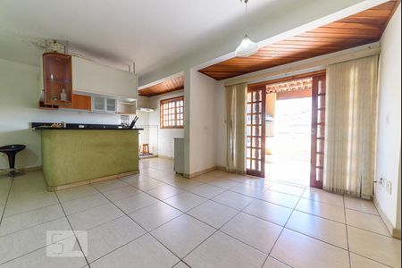 Sala de casa à venda com 2 quartos, 530m² em Jardim Orlandina, São Bernardo do Campo