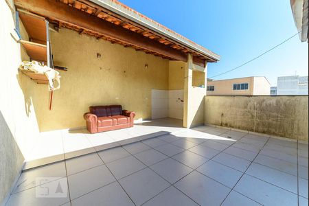 Casa à venda com 530m², 2 quartos e 1 vaga Casa à venda com 530m², 2 quartos e 1 vagaÁrea de Serviço