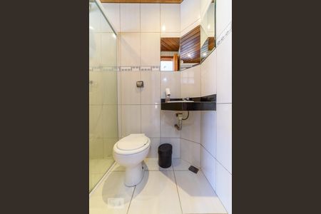 Casa à venda com 530m², 2 quartos e 1 vaga Casa à venda com 530m², 2 quartos e 1 vagaBanheiro Social