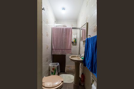 Casa à venda com 158m², 8 quartos e 2 vagasCasa 2 | Banheiro da Suíte 1