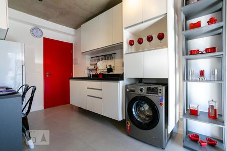 Studio para alugar com 33m², 1 quarto e 1 vaga Studio para alugar com 33m², 1 quarto e 1 vagaCozinha e Área de Serviço