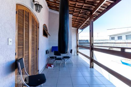 Casa à venda com 200m², 5 quartos e 7 vagasSacada