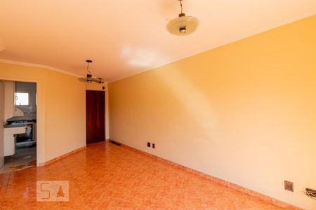 Sala de apartamento para alugar com 3 quartos, 68m² em Vila Santo Estéfano, São Paulo